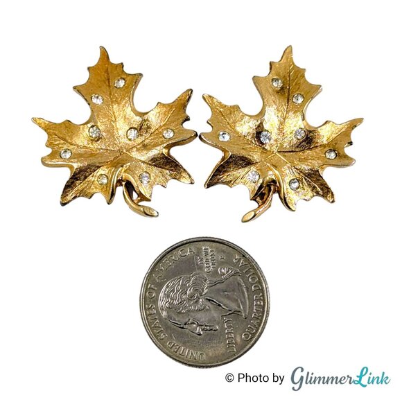 Vintage Sarah Coventry Maple Leaf Rhinestone Gold Tone Clip On Earrings - Picture 6 of 9